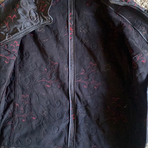 Chico’s Black Light Weight Puffer Jacket - Picture 2 of 6